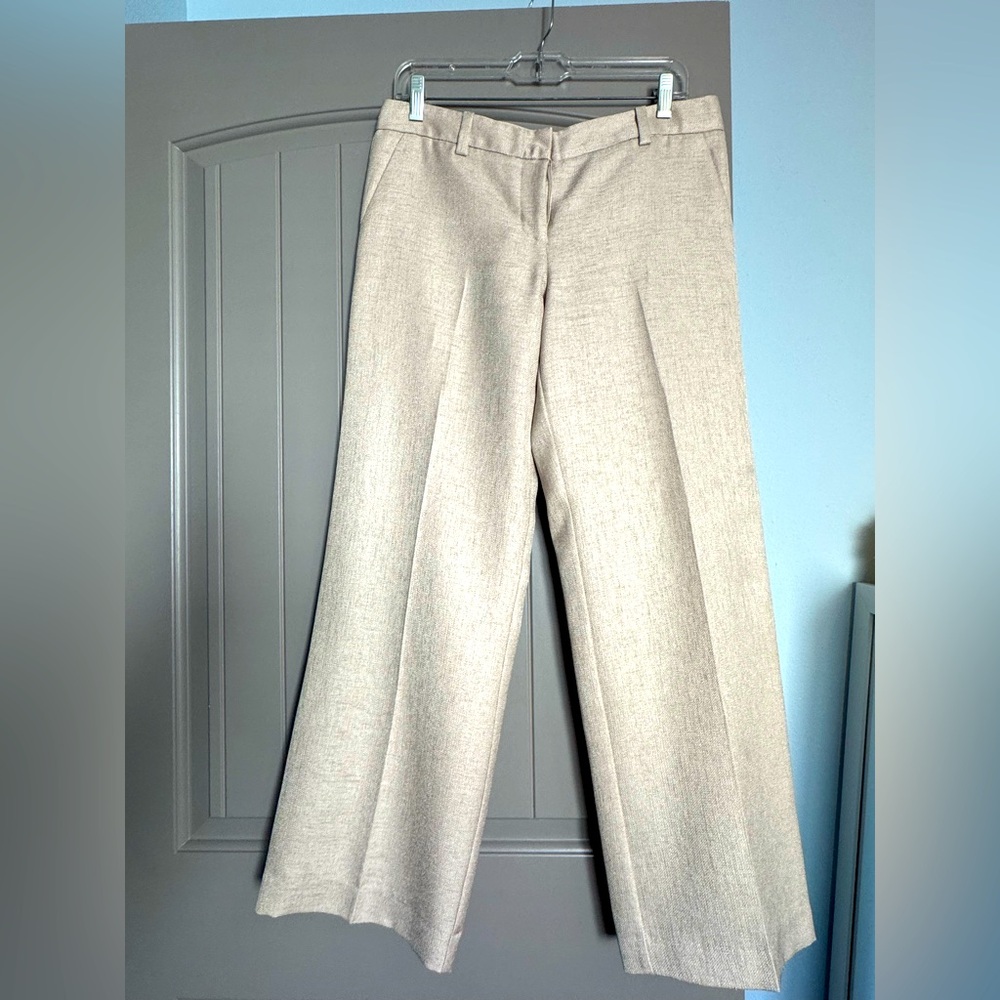 Gold/beige trousers from The Limited. Size 6.